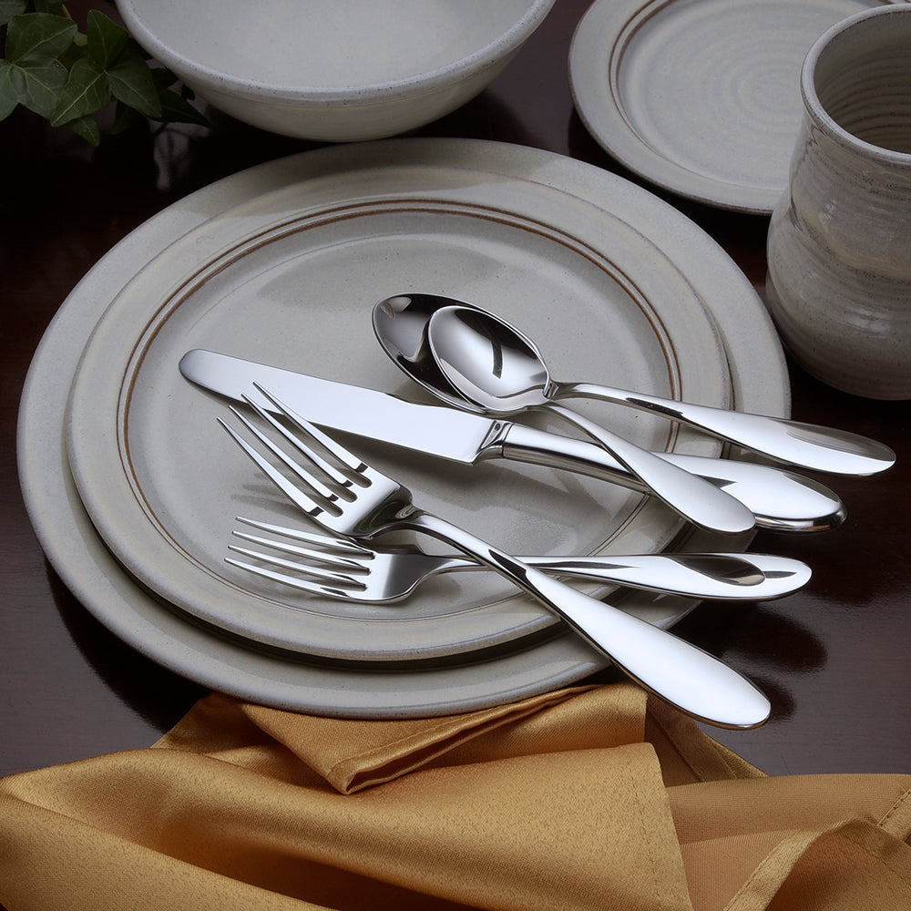 Betsy Ross 65 Piece Set