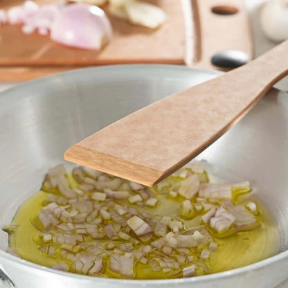 360 Cookware spatula cooking in a 360 Cookware pan