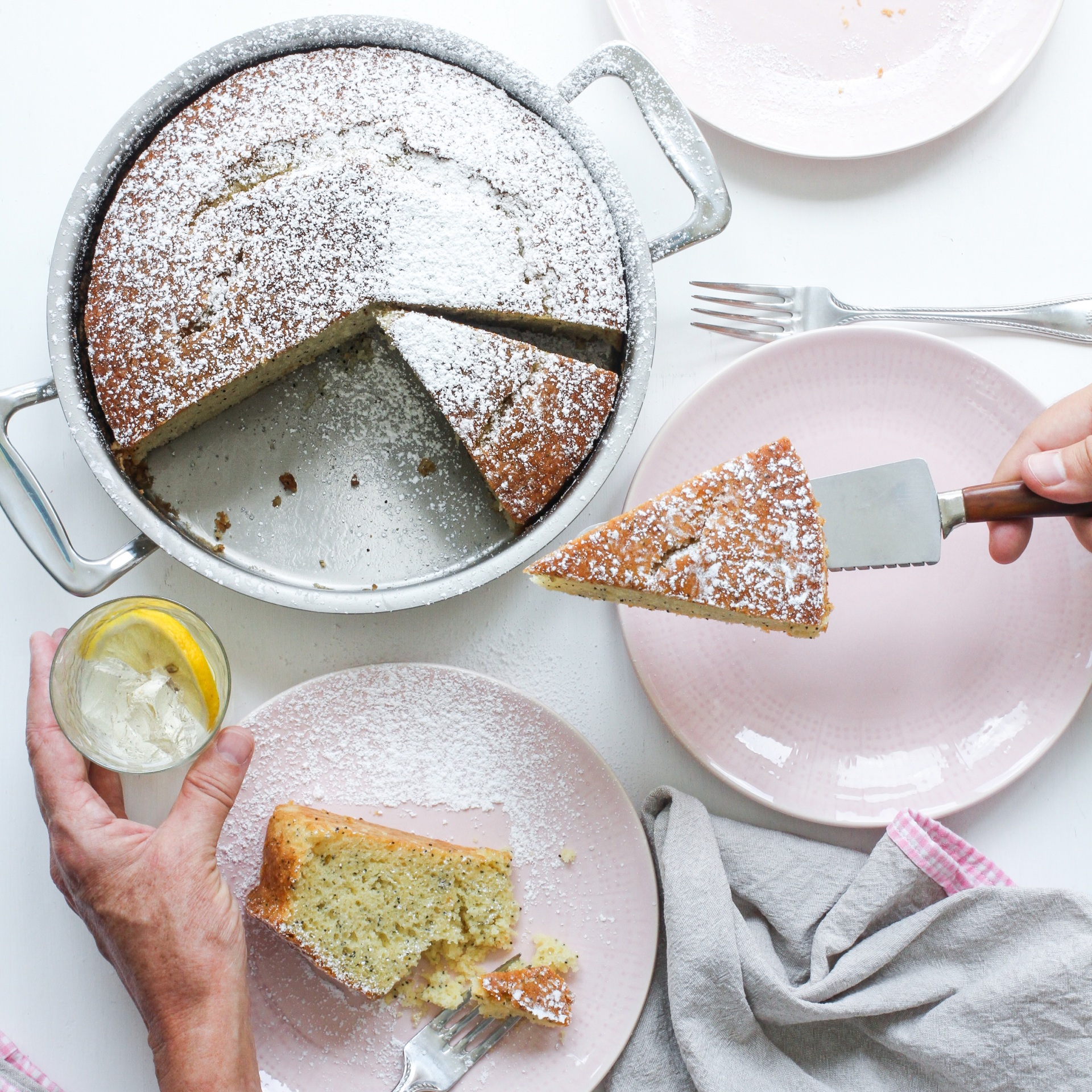 9 x 3 round cake pan online