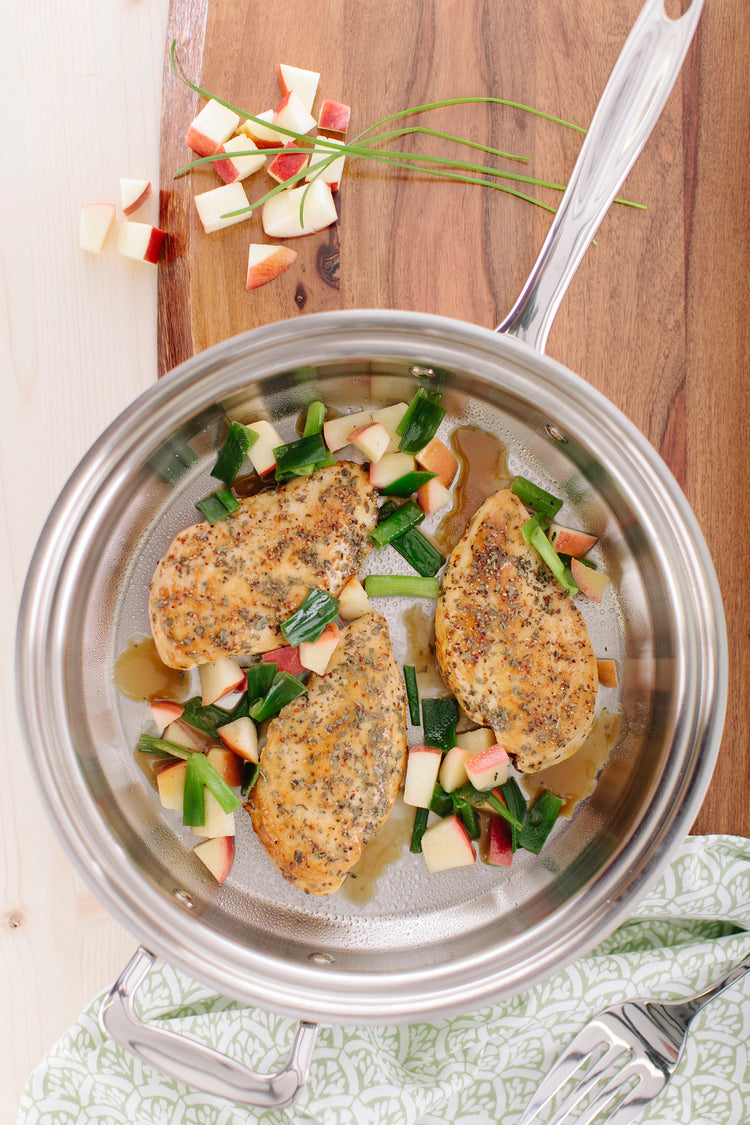 Chicken cooked in stainless steel pan by 360 Cookware