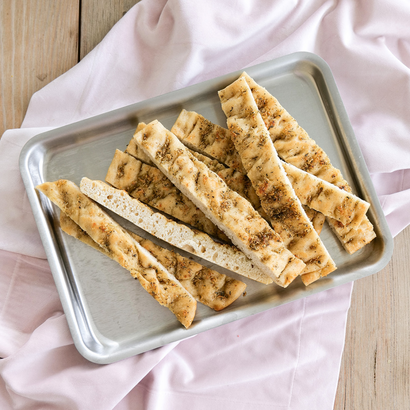 VERSATILE EVERYDAY BAKEWARE