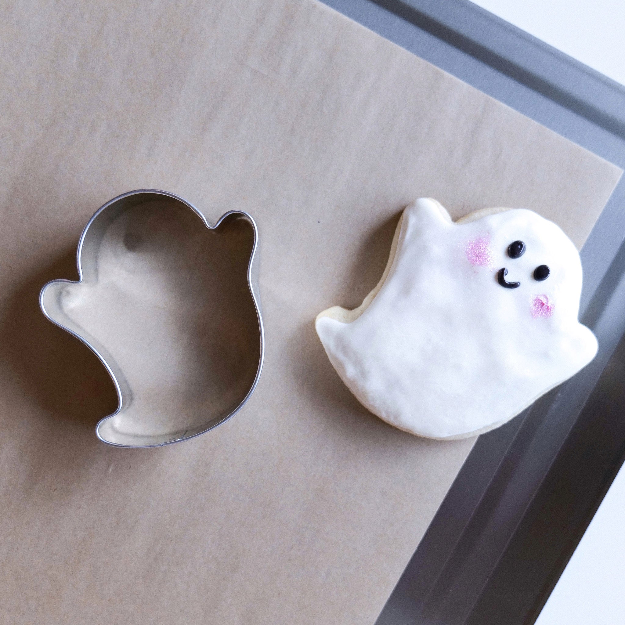 3.35 Ghost Cookie Cutter 360 Cookware